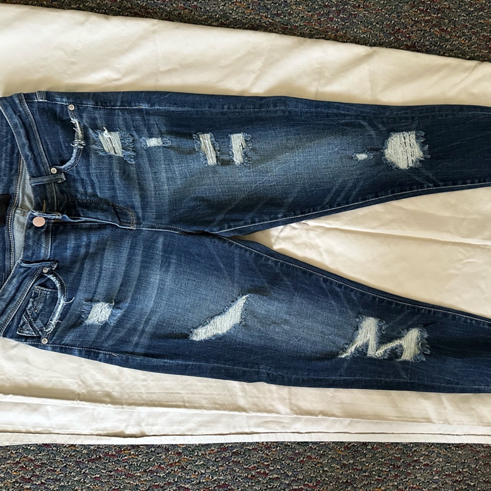 Gently worn buckle black size 30 high rise ankle skinny jeans